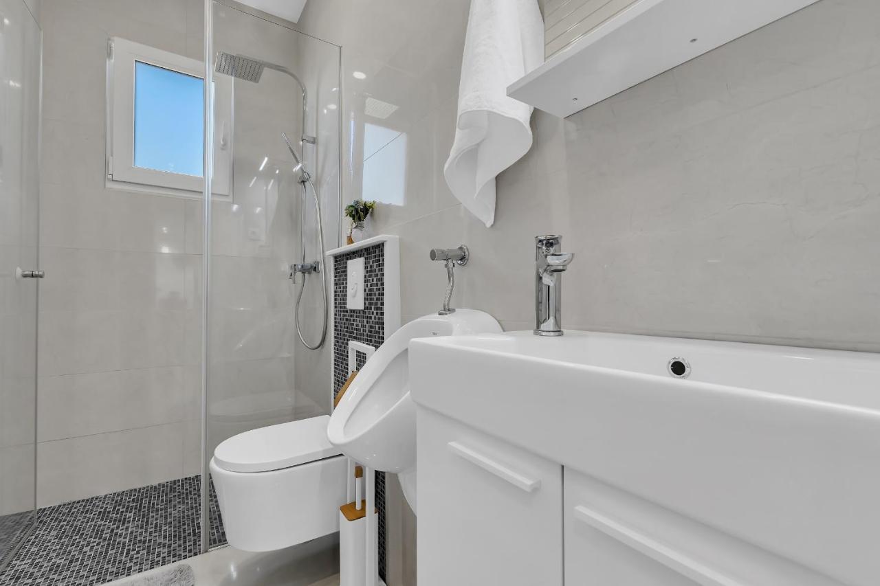 Apartment Apricus Макарска Экстерьер фото